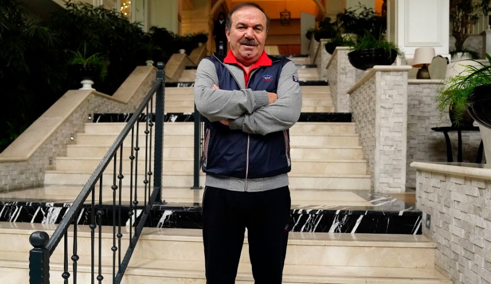 "Avrupa'daki futbolcular sahaya hakemle dalaşmak için çıkmıyor"