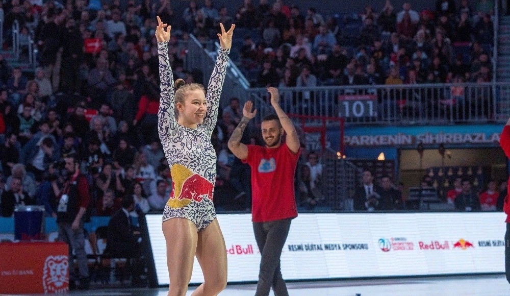 All-Star’da Ayşe Begüm’den muhteşem şov