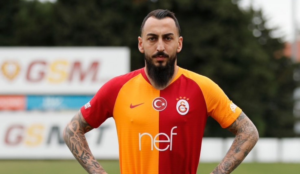 Mitroglou gidecek, Cenk Tosun gelecek