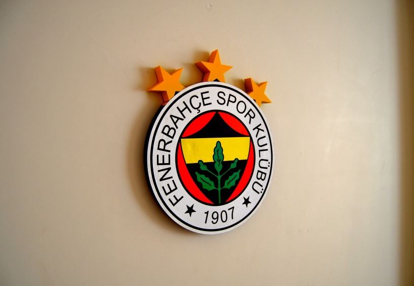 Fenerbahçe, TFF'ye bildirilen kadroyu açıkladı