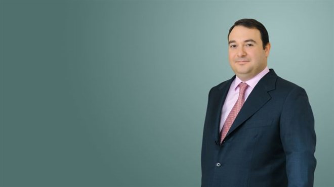 64) Demir Sabancı
