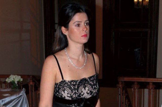 51) Serra Sabancı