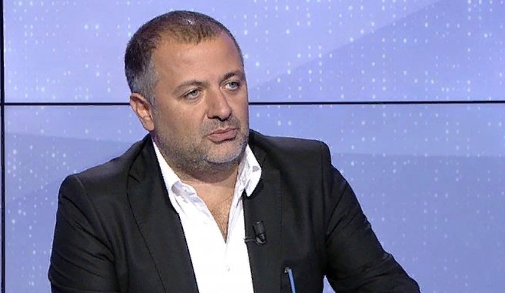 Ikinci Plana Atılmak Ile Ilgili Sözler