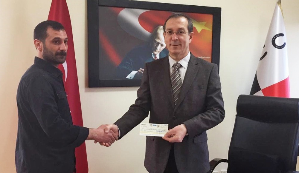 Şanlıurfa talihlisi çekini aldı
