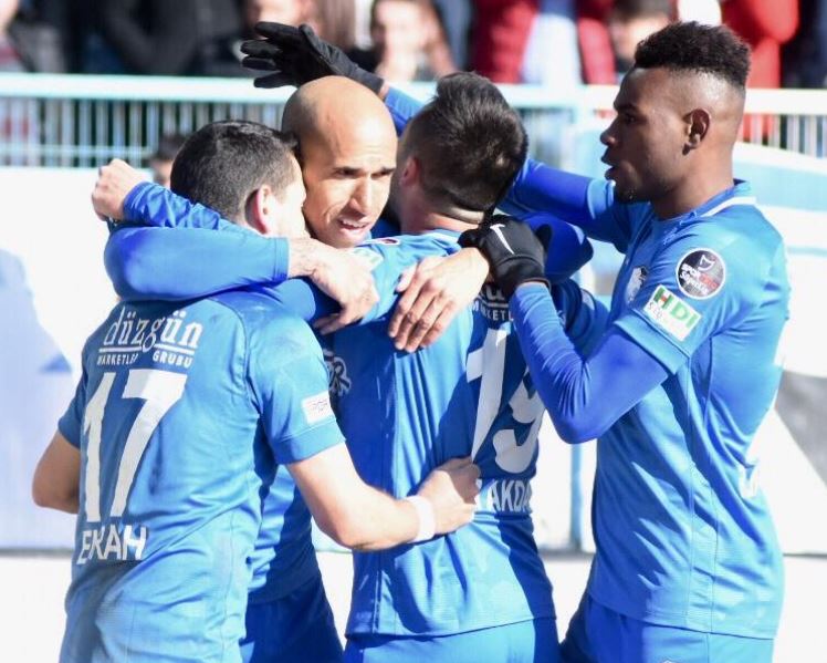 “Obertan ve Eduok lige tutunmamızı sağladı”