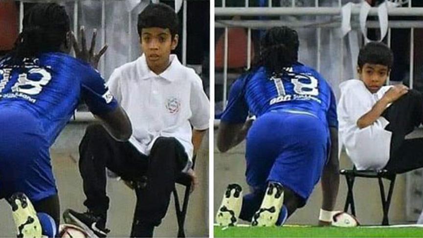 Bafetimbi Gomis’in sevinci top toplayıcı çocuğu korkuttu