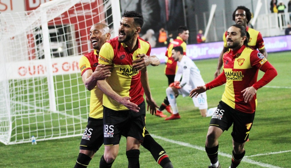 Deniz Kadah, Göztepe'den ayrıldı