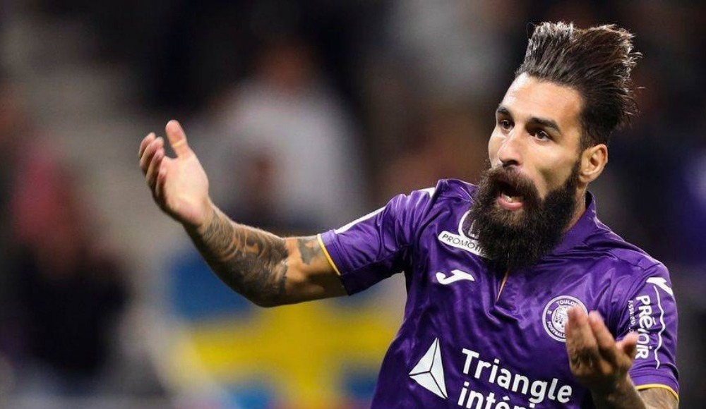 Jimmy Durmaz'a yapılan ırkçı saldırıya ceza