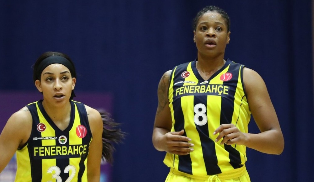Fenerbahçe Kadın Basketbol Takımı, USK Prag'a deplasmanda 76-54 yenildi