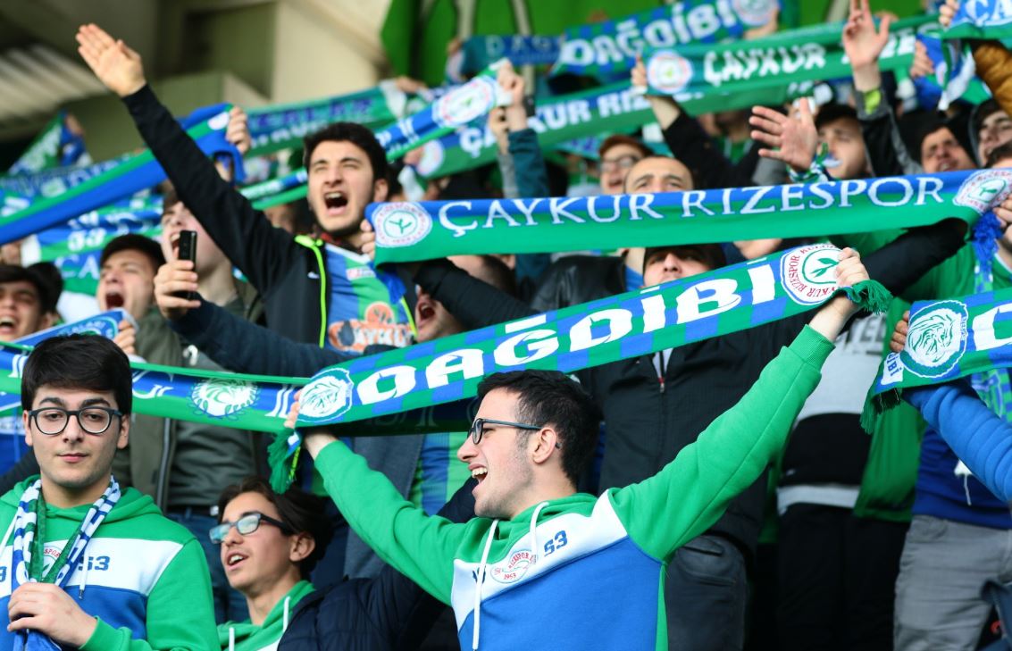Rizespor taraftarlarına özel teşekkür