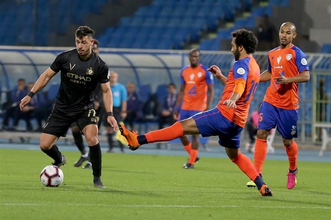 Fenerbahçe'de Giuliano aranıyor