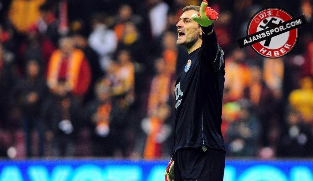 Iker Casillas, Porto ile uzatıyor