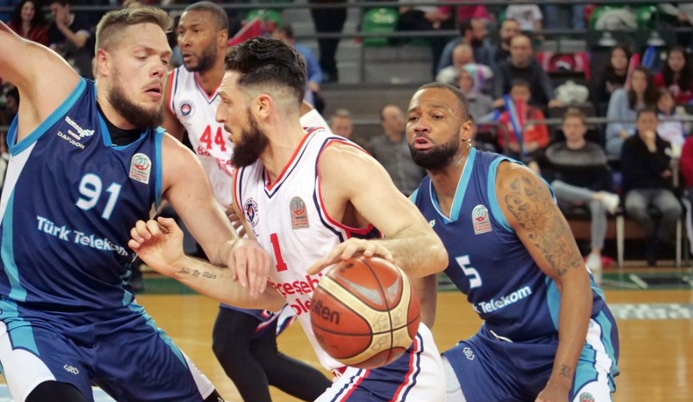 Türk Telekom, Bahçeşehir Koleji'ni 84-78 yendi