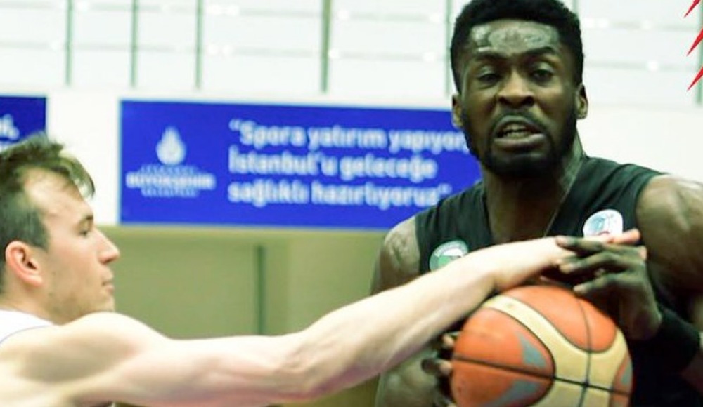 İstanbul Büyükşehir Belediyespor, konuk ettiği Darüşşafaka Tekfen'i 87-81 yendi
