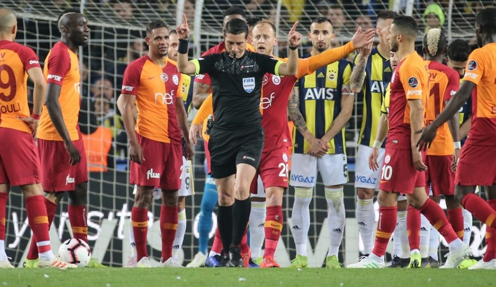 "Fenerbahçe - Galatasaray derbisini izlediğimde hayal kırıklığı yaşadım"