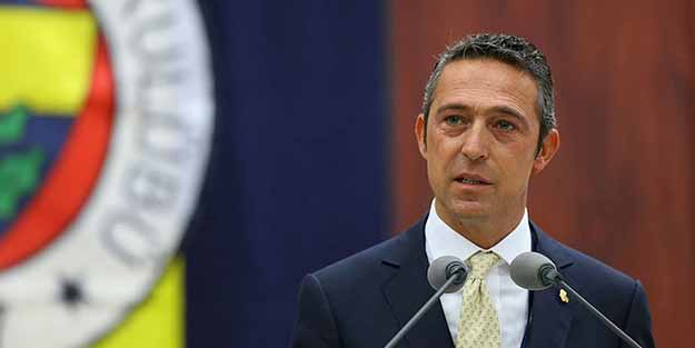 Ali Koç saha kenarında