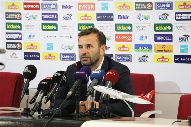 Okan Buruk: “Turu geçmek için elimizden geleni yapacağız”