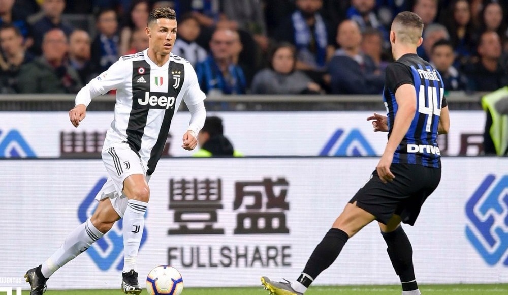 7 - Ronaldo: 117 milyon €.
