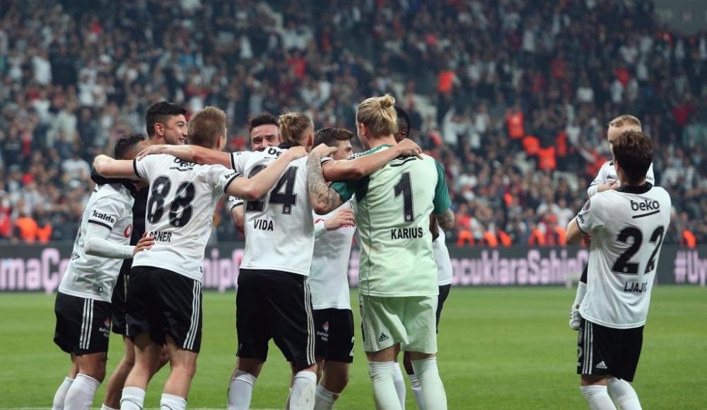 “Beşiktaş yerli bir hoca getirebilir”